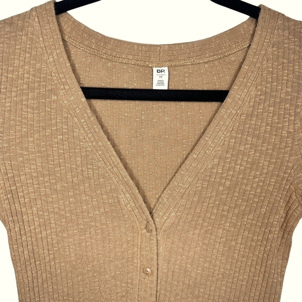 BP Ribbed Cardigan Size M Camel Tan Button Front Lightweight Layering Spring - Picture 4 of 7